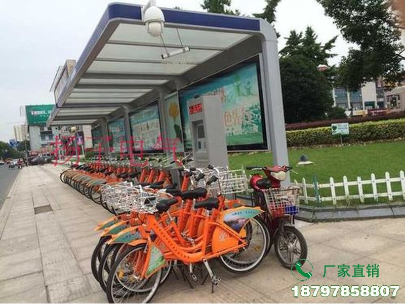 彭州地铁站共享单车存放亭